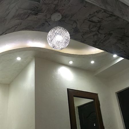 Irakli'S Apartment With Sea View Batumi Bagian luar foto